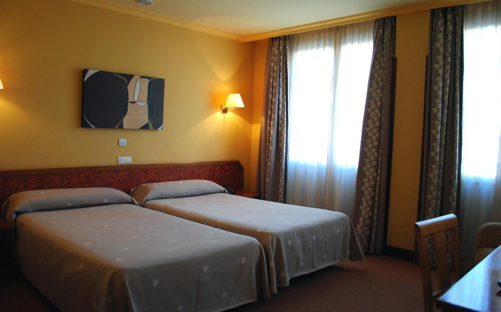 - Adults Only 3* Gernika